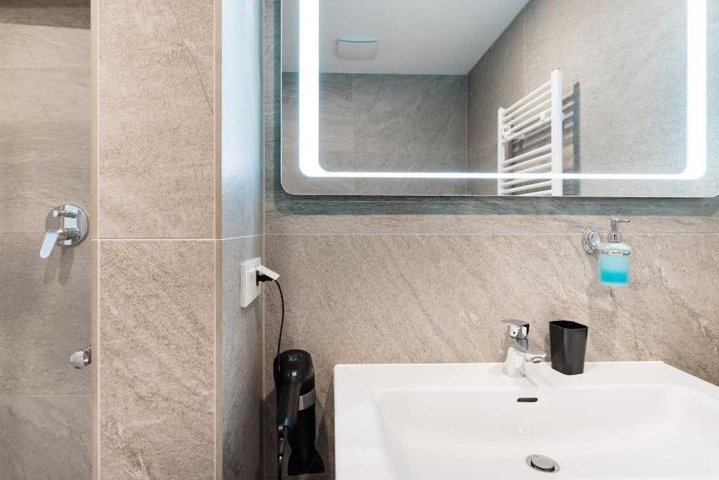 12 Panorama Design Apartment Wien